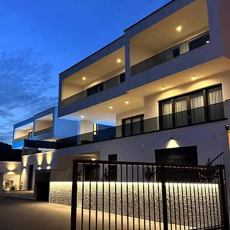 Modern Dado With Heated Pool & Sea View In