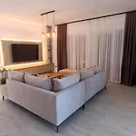 Вілла Modern Dado With Heated Pool & Sea View In *