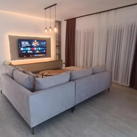 Modern Dado With Heated Pool & Sea View In * Makarska