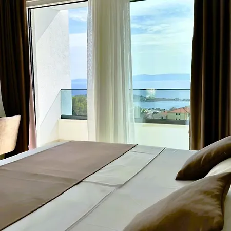 Modern Dado With Heated Pool & Sea View In *