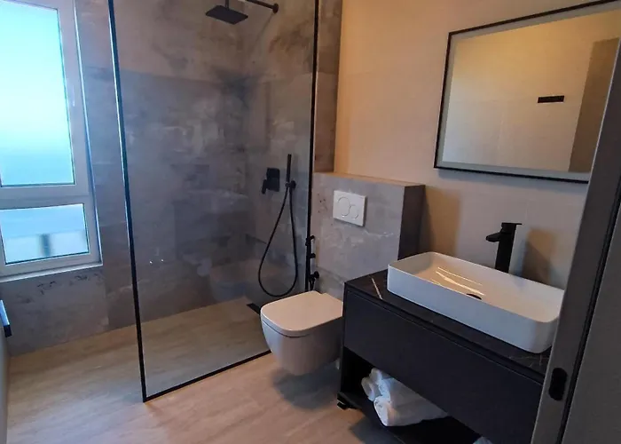 Villa Modern Dado With Heated Pool & Sea View In Makarska