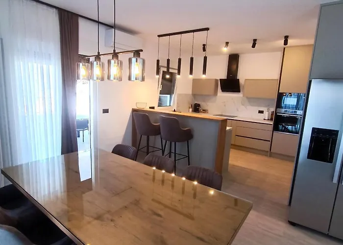 Modern Dado With Heated Pool & Sea View In *