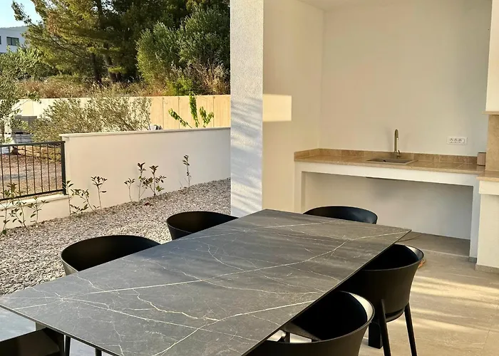 Modern Dado With Heated Pool & Sea View In