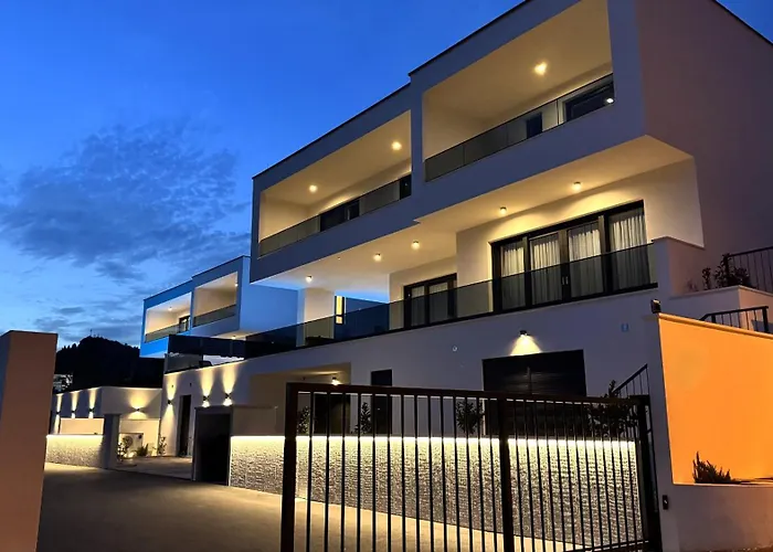 Modern Dado With Heated Pool & Sea View In
